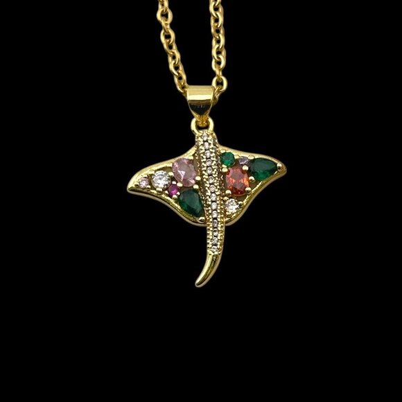 18KT Gold Filled Manta Ray Necklace - Picture 2 of 16